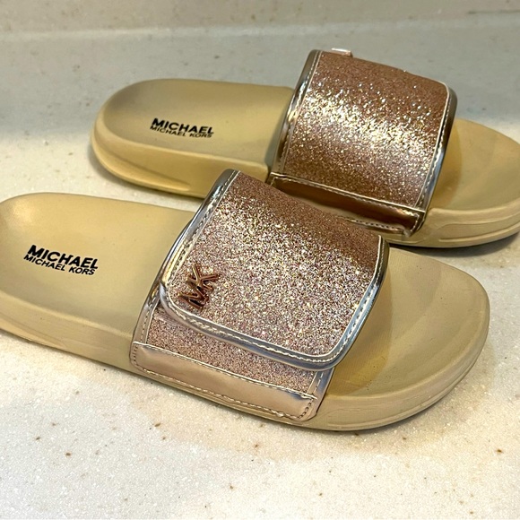 MICHAEL Michael Kors Other - Kids Michael Kors sliders
